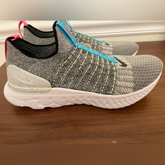 Nike React Phantom Run Flyknit 2 Men‘s Running Shoes Size 10.5 - Picture 6 of 9
